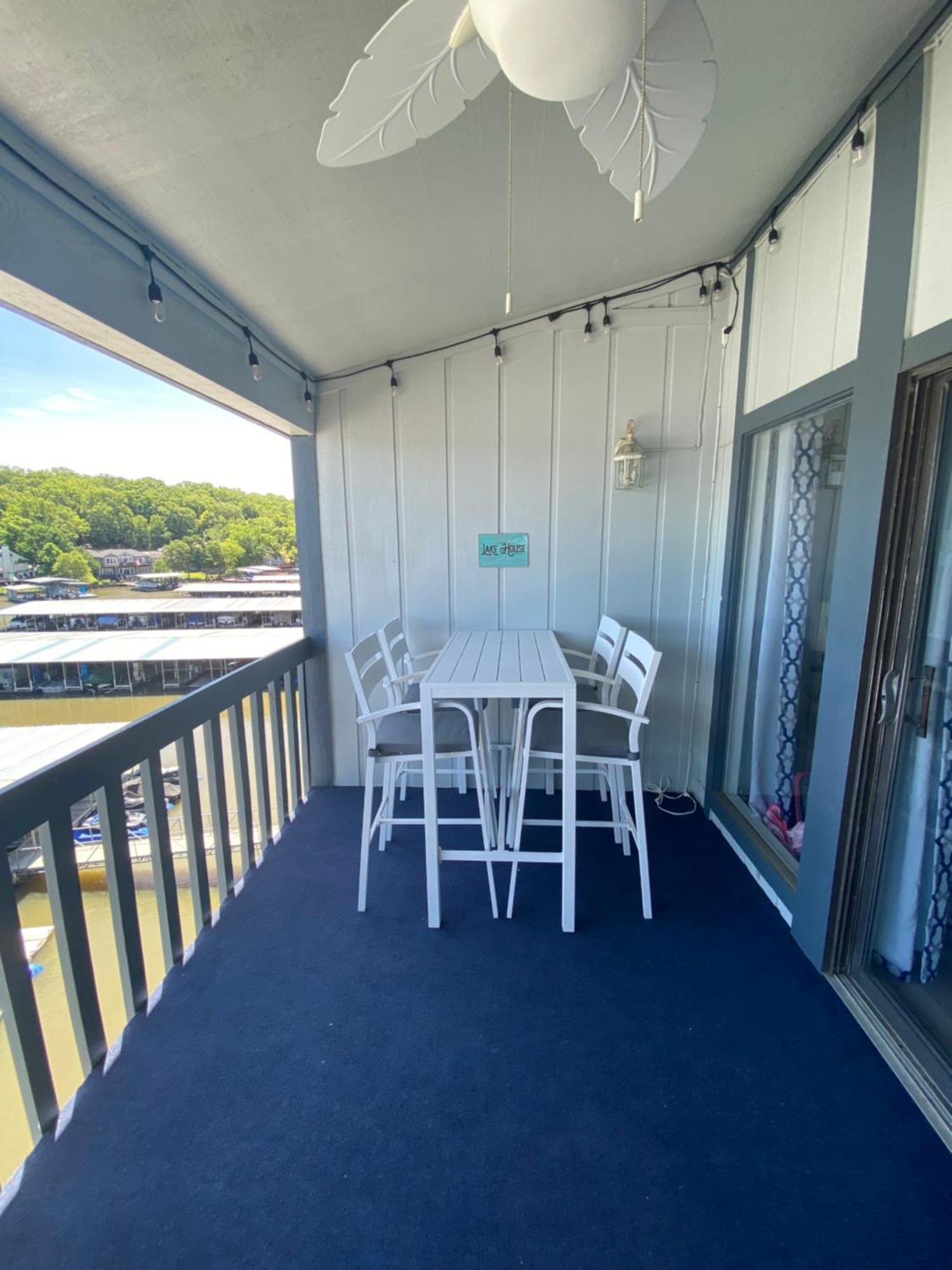 B Lakefront! Remodeled, Boat Slip, Patio Views, Pool, Boat Ramp, Wifi Osage Beach Luaran gambar